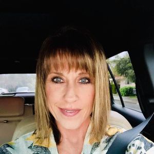 Meet your Posher, Christa